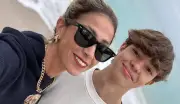 Hijo de Geraldine Mayer la acusa de maltrato psicológico y ella lo niega