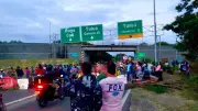 Levantan bloqueo en vía Tuluá-Andalucía tras mesa de diálogo con Gobierno