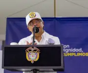 Petro atribuye desfase fiscal a no aprobación de reforma tributaria