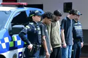 Rescatan a dos secuestrados en Medellín tras llamada a línea 123 y persecución por techos