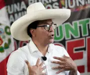 Roberto Sánchez reconoce derrota electoral tras proclamación de Keiko Fujimori