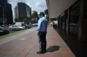 Robos en Bogotá suben 10,3% mientras edificios cambian vigilantes por tecnología