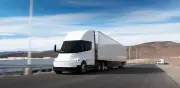 Tesla Semi: primer accidente fatal, pareja muere en choque en Nevada