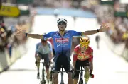 Tour de Francia 2026: Van der Poel gana la etapa 9; Pogačar sigue líder