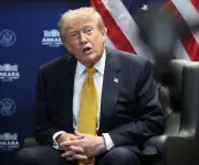 Trump amenaza con nuevos ataques a Irán y restablecer bloqueo petrolero